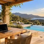 Télétravailler en Corse en octobre : un mois entre soleil, plages et maisons de rêve 1 Villa avec vue sur la mer en Balagne, Corse